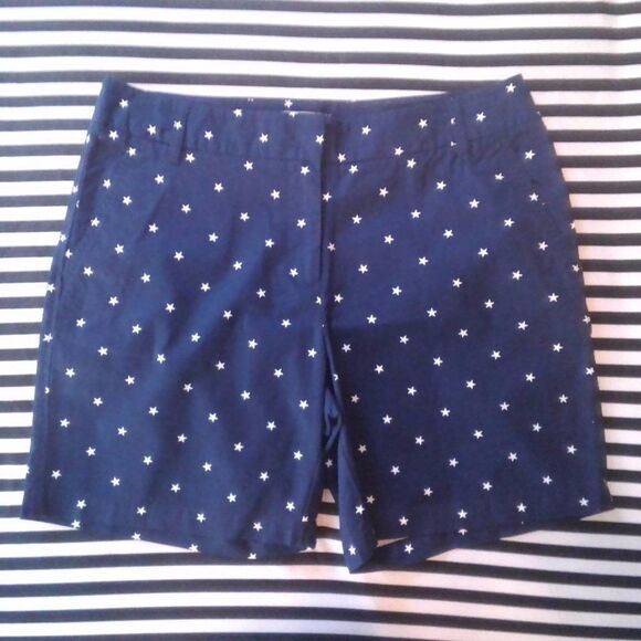 Izod Pants - Womens NWOT IZOD Blue With White Stars Shorts Size 8